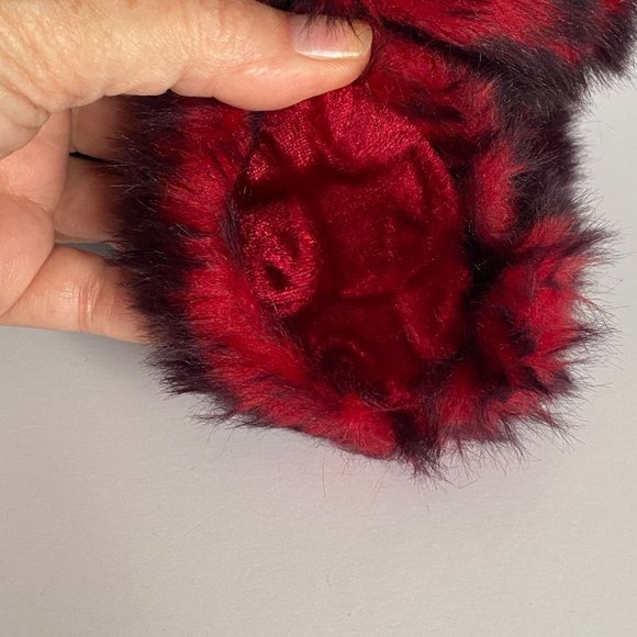 DanDee Red Black Bear Plush Velour Heart Rose Fuzzy Collectors Choice 8.5in Tall - Picture 7 of 12
